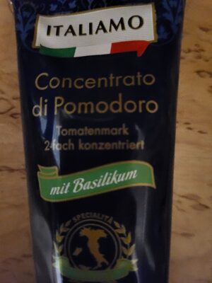 Tomatenmark mit Basilikum