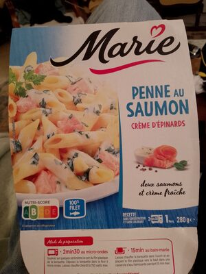 Penne au saumon et crème d'épinards