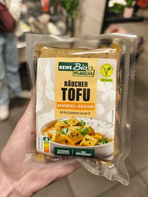 Räuchertofu Mandel-Sesam