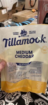 MEDIUM CHEDDAR