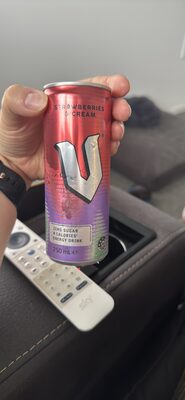 STRØWBERRIES & CREAM ZERO SUGAR 8 CALORIES ENERGY DRINK