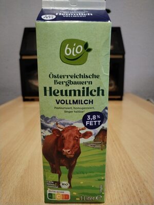 Frische Bergbauern Heumilch