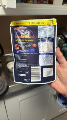 READY IN 3 MINUTES Batchelor's PASTA'n SAUCE AVIOI