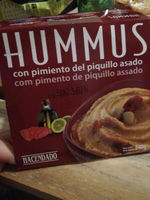 Hummus con pimiento del piquillo asado