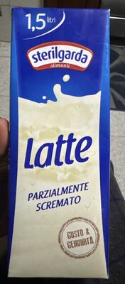 Latte parzialmente scremato