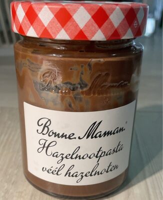 Hazelnootpasta veel hazelnoten