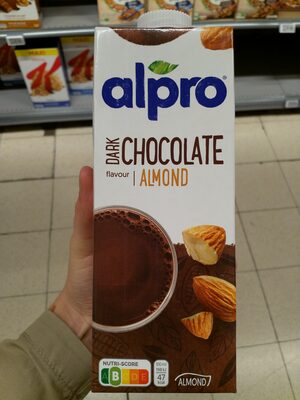 Almond dark chocolate drink