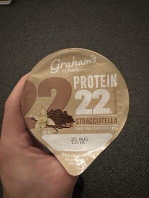 USE BY: PROTEIN 22 22g PROTEIN PEPP STRACCIATELLA