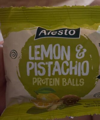 Lemon pistachio protein balls